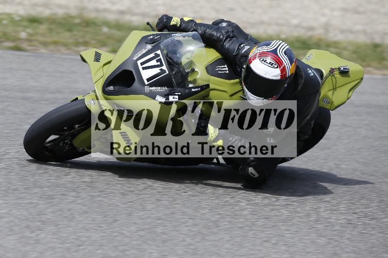 /10 20.04.2026  Pluess Moto Sport ADR/Freies Fahren/171